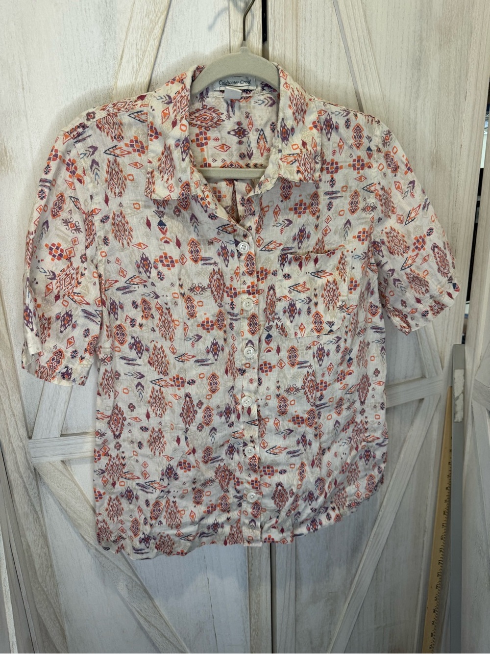 Coldwater Creek Short-Sleeve Button-Up Shirt in Cream with Red & Purple Print